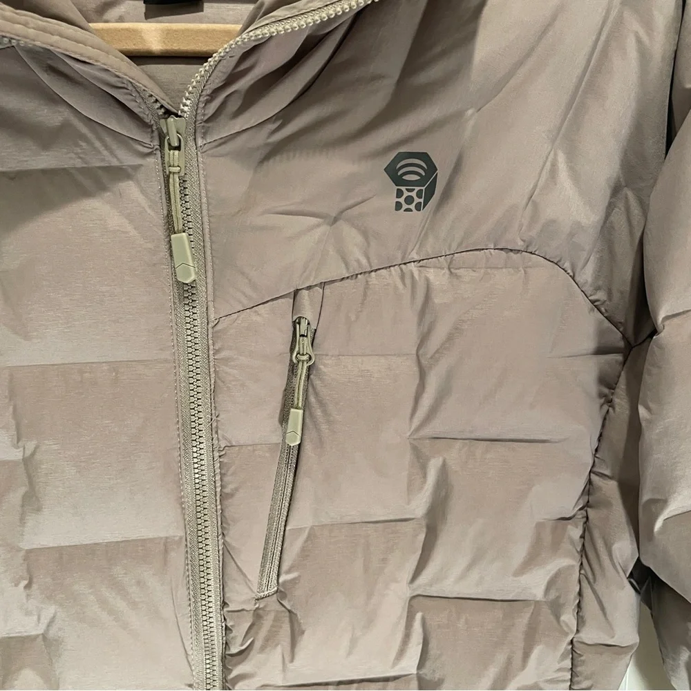 Mountain Hardwear Women's Hooded Puffer Jacket - Dusty Mauve - Picture 4 of 13